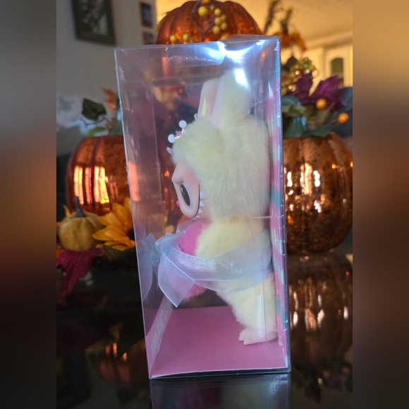 The Monsters Let's Checkmate Vinyl Plush Hanging Card - Picture 7 of 11